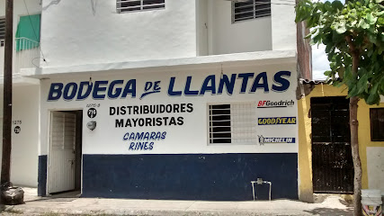 Bodega de Llantas en Colima