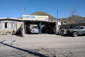 Llantera Descanso en Tecate