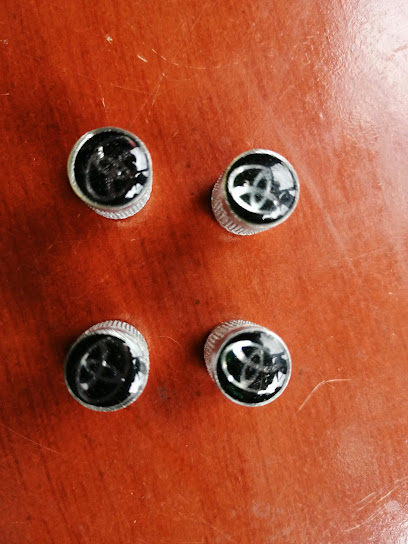 Llantera Montserrat en Iztacalco