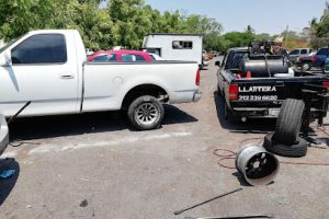 Llantera Móvil La Negra en Colima