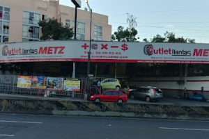 Outlet Llantas Universidad en Coyoacán