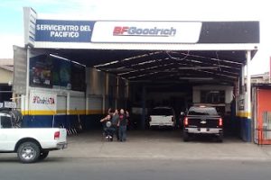 Servicentro del Pacifico en Tecate
