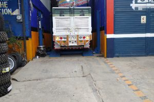 Venta de Rines y Llantas La Garita en San Cristóbal de las Casas