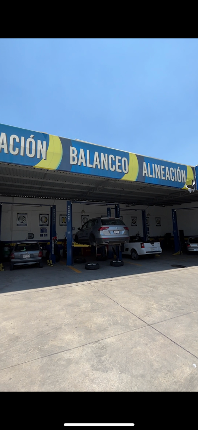 Llantas y Servicio Automotriz Ramos Servipartes | Constituyentes Corregidora en Corregidora