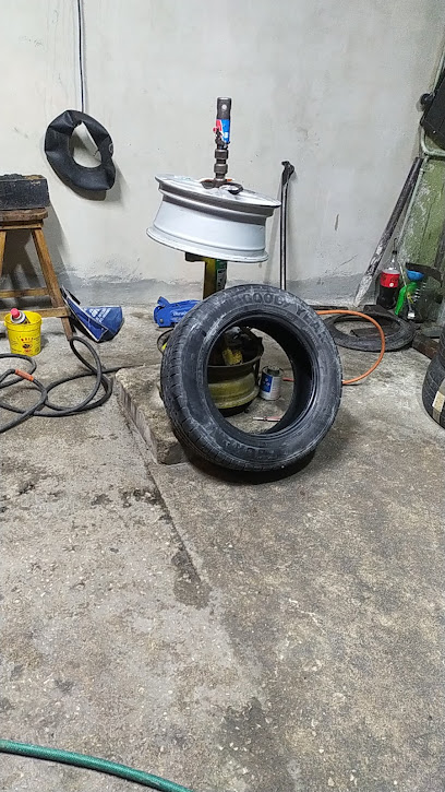Llantera Piedra de Agua en Umán