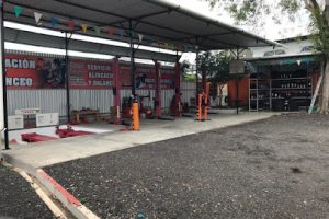 Llantera Uriley en Minatitlán