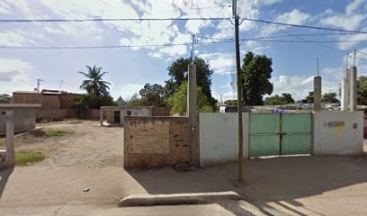 Llantera y Lavado Los Plebes en Guasave