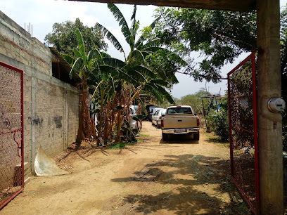Uric's Garage en Santa Cruz Xoxocotlán