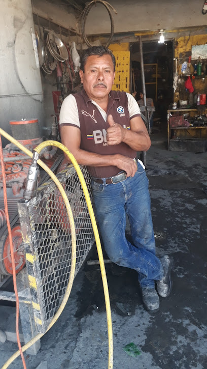 Vulkanizadora El Amigo en Santa Catarina