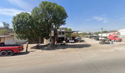 Llantera El Pera en Ameca