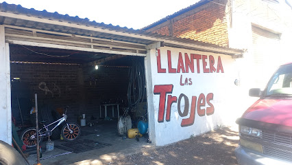 Llantera Las Trojes en Pátzcuaro