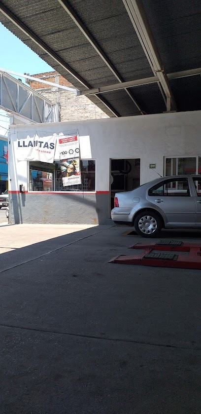 Llantera Llanmart en Jojutla