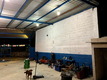 Llantera Mak Tunich en Hunucmá