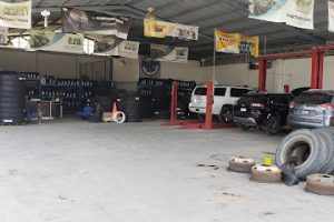 Llantera Radial Pro en Martínez de la Torre