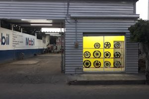 Servillantas Kiki en Acaponeta