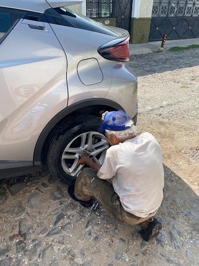 Llantera Moy en Chapala