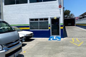 Falcro Llantas y Servicios Av. 20 de Noviembre en Tijuana