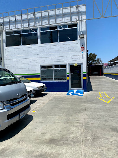 Falcro Llantas y Servicios Av. 20 de Noviembre en Tijuana