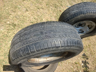 Llantera ️13 en Reforma