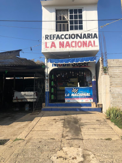 Refaccionaria La Nacional en Petatlán