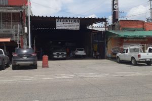 Llantera Atila del Sur en Zapopan