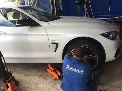 Llantera Luna Caucel en Mérida