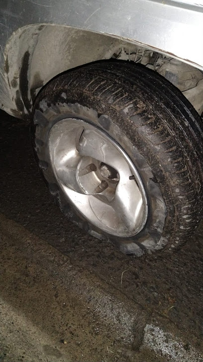 Llantera Móvil Servicio a Domicilio (Av Compositores) en Zapopan