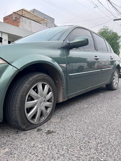 Llantera Móvil Servicio a Domicilio (Av. Juan Palomar y Arias) en Zapopan