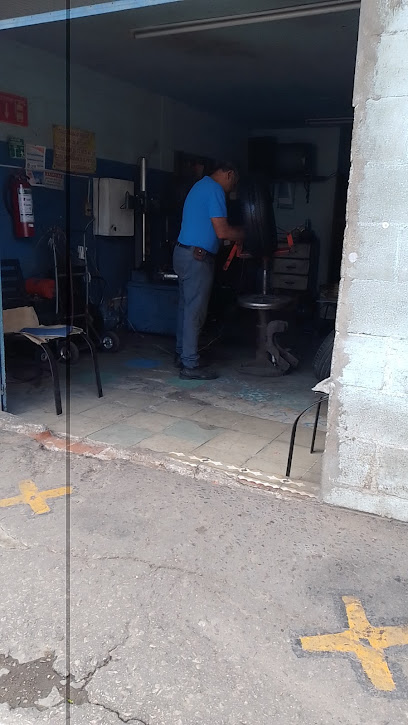Talachería y Vulcanizadora Rivas en Puebla