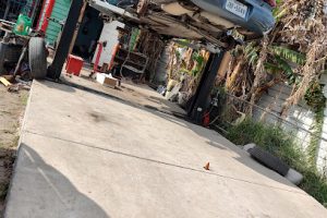 De León Tire Shop en Brownsville