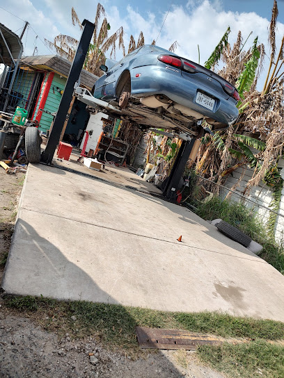 De León Tire Shop en Brownsville