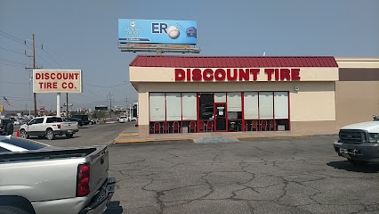 Discount Tire (11201 Gateway Blvd W Ste. A) en El Paso