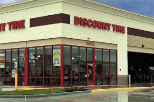 Discount Tire (13859 S Post Oak Rd) en Houston