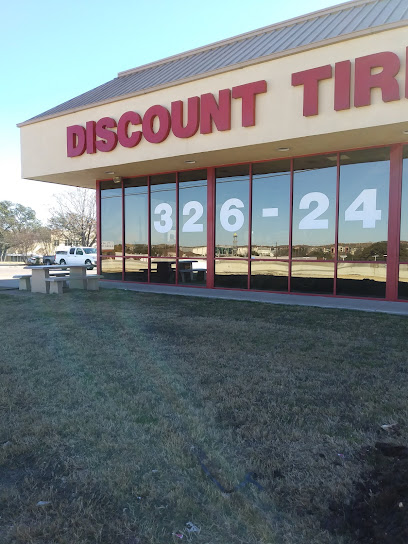 Discount Tire (1607 Nelms Dr) en Austin