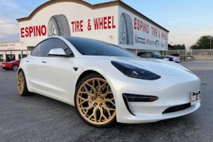 Espino Tire & Wheel en McAllen