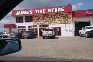 Jaime’s Tire Store (3775 International Blvd) en Brownsville