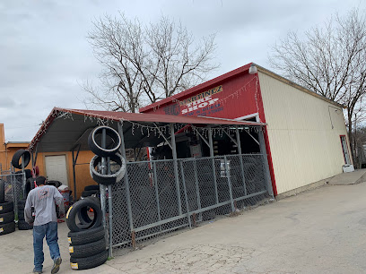 Martinez Tire Shop en Austin