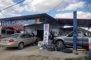 Mike’s Tire Shop en Brownsville