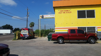 Murillo's Tire Mines Rd en Laredo