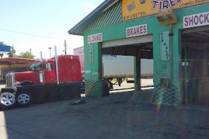 Naba Discount Tires en Brownsville