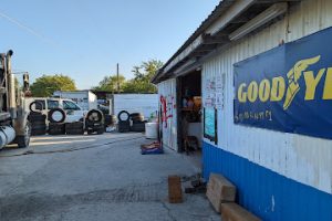 Poll Tire Shop en Austin
