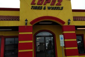 Rios Tires & Wheels LLC (801 N 23rd St) en McAllen