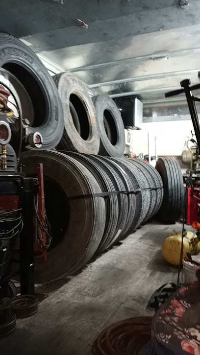 Angel Road Service Diesel And Auto Mechanics en Laredo