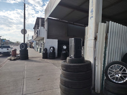 Llantera California en Loreto