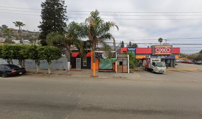 Llantera Isaac en Ensenada