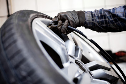 Murillo's 24 Hour Road Service en Laredo