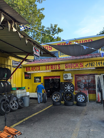 Nogalitos Tire Shop en San Antonio