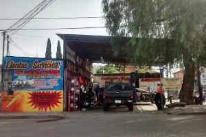 Llantas y Servicios El Pariente en Tijuana
