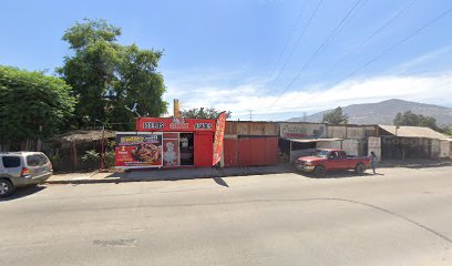 Llantera El Lic. en Tecate