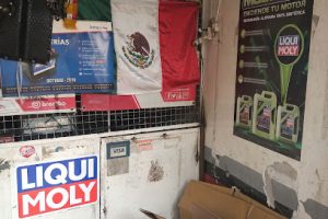 Refaccionaria Axel en Coyoacán